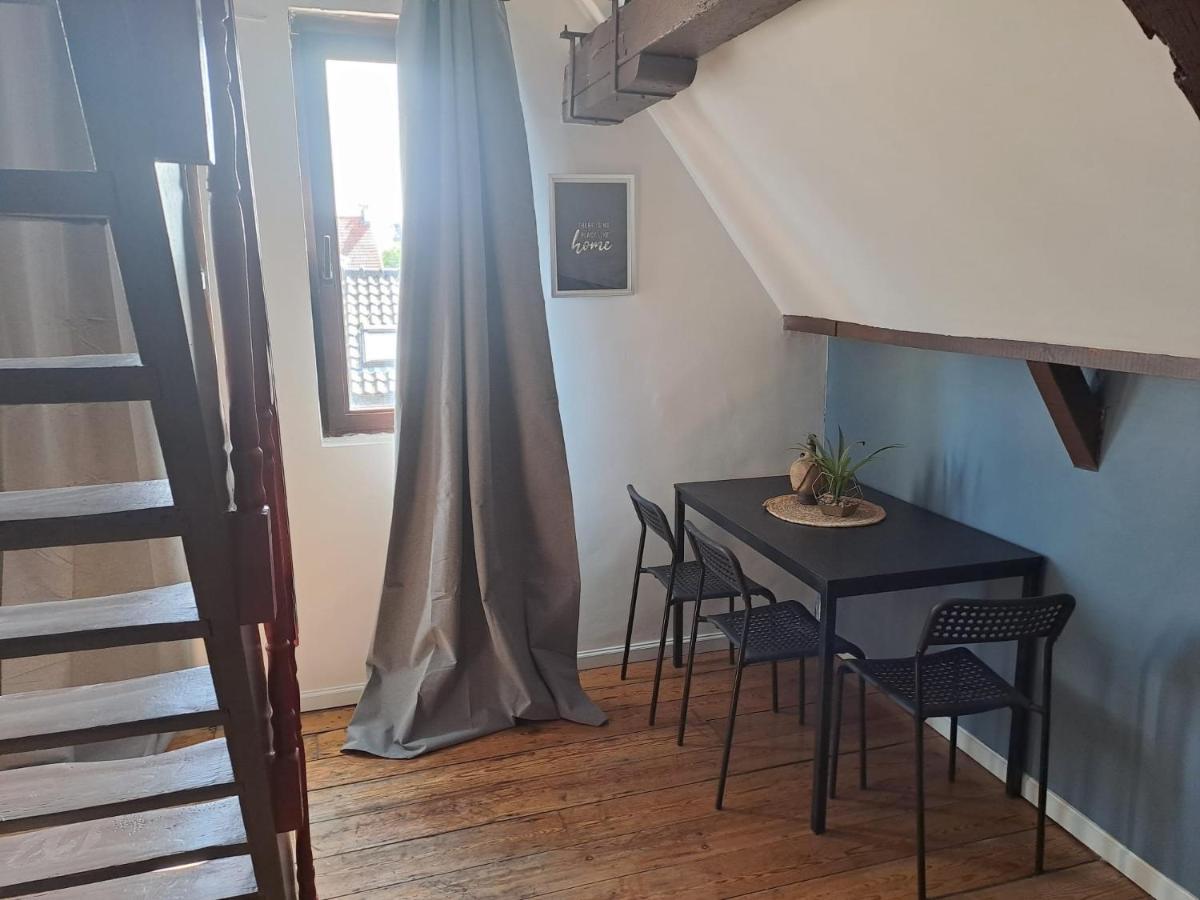 Apartamento The 16Th Century Duplex In The City Center Amberes Exterior foto